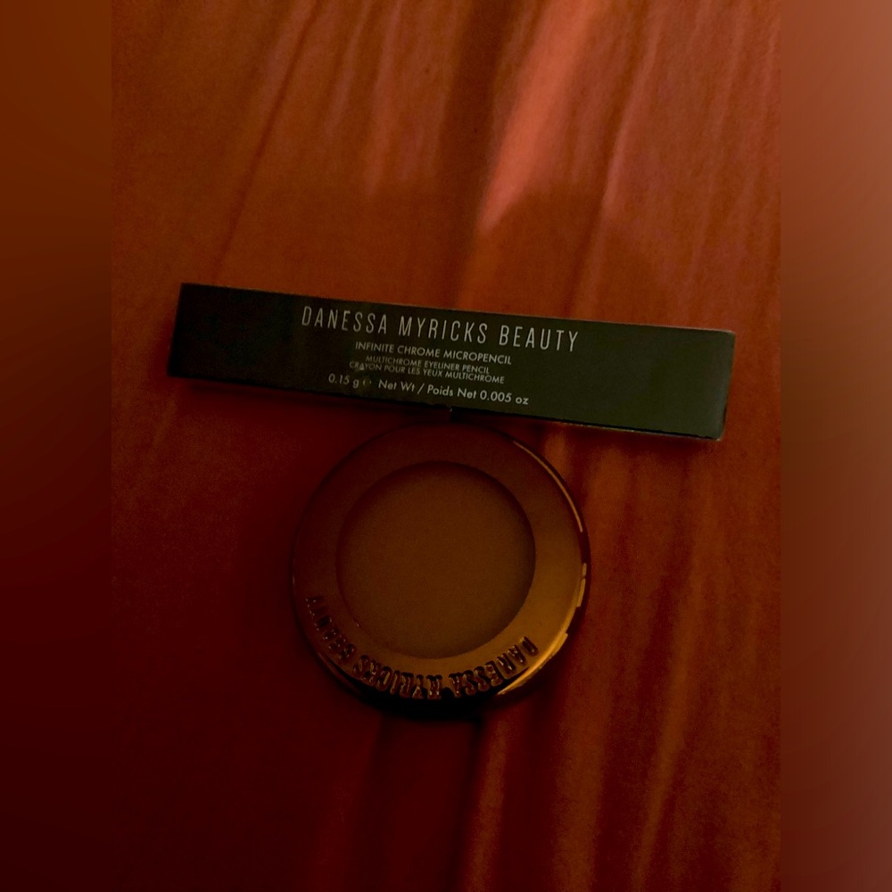DANESSA MYRICKS BEAUTY bundle of blush and eyeliner